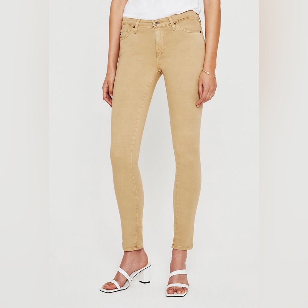 AG Adriano Goldschmied “The Legging Ankle” - Super Skinny Ankle Size 26R